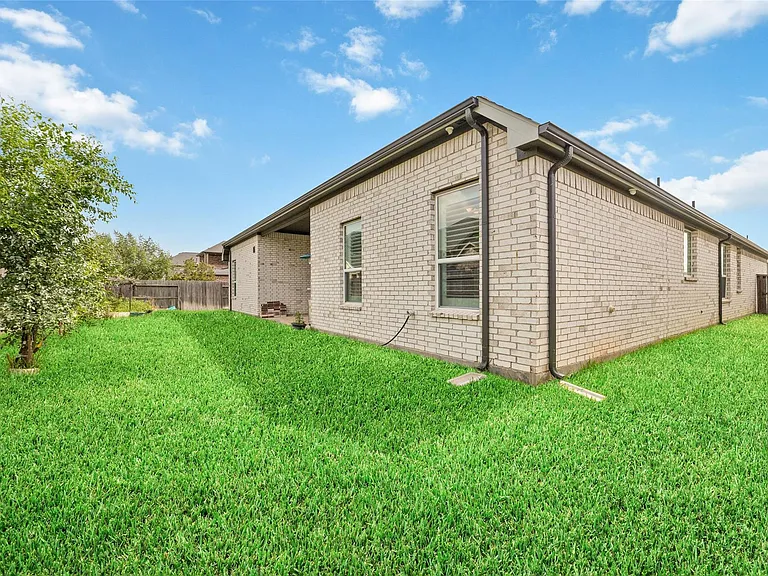 29023 Alley Lynn Way — Photo 38