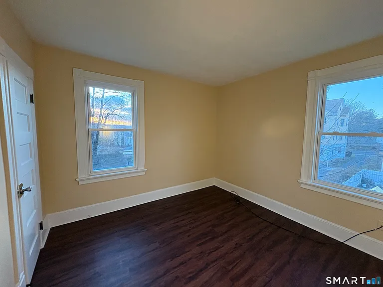 171 Bassett St — Photo 13