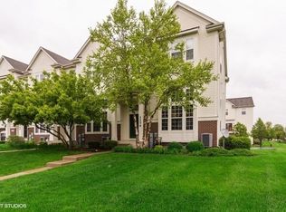 1174 Kilbery Ln #1174, North Aurora, IL 60542