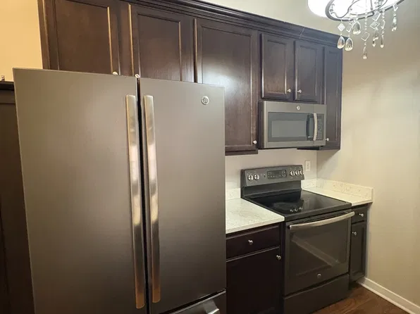 24 S 8th St APT 3C, Allentown, PA 18101
