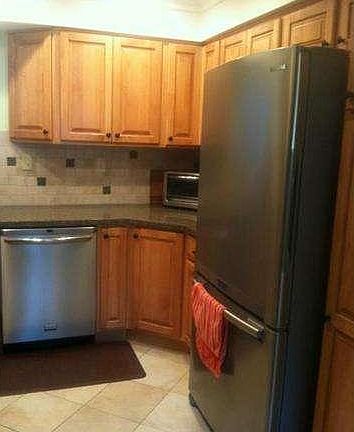 5th image of 628 Parkwood Ln