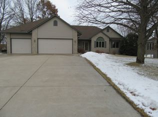 15081 Avocet St NW, Andover, MN 55304