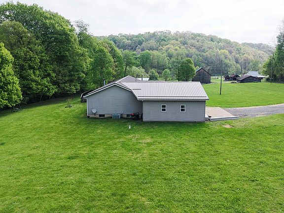 3rd image of 29575 Hoover Rd