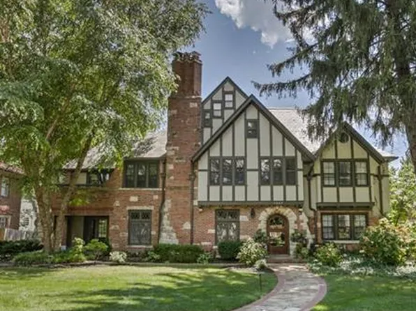 1229 W 62nd St APT 3, Kansas City, MO 64113