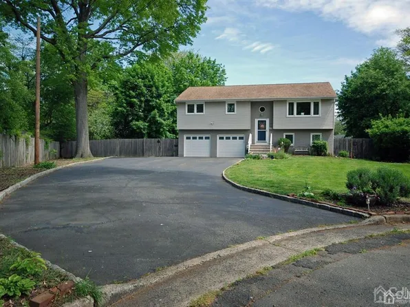 100 Farragut Ave, Middlesex, NJ 08846