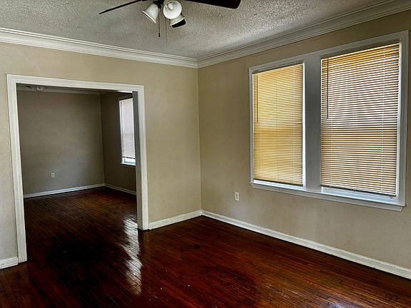 3rd image of 4235 Joseph St