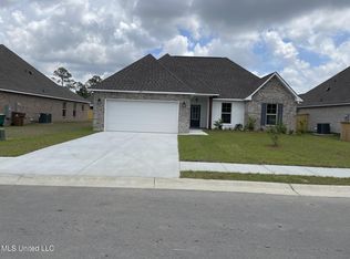 858 Ahoy Dr, Biloxi, MS 39532