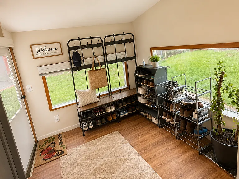 37 Irving Pl — Photo 12