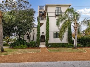 2301 Pelican St, Saint Simons Island, GA 31522