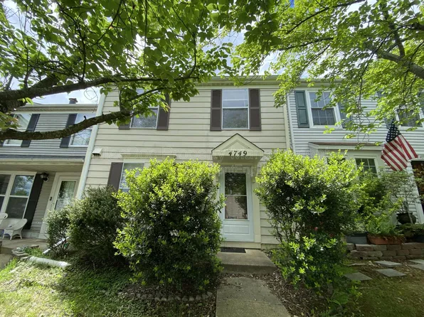 4749 Hedrick Ln, Woodbridge, VA 22193