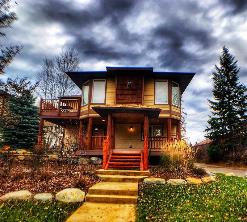 1st image of 401 Golf Haven Dr