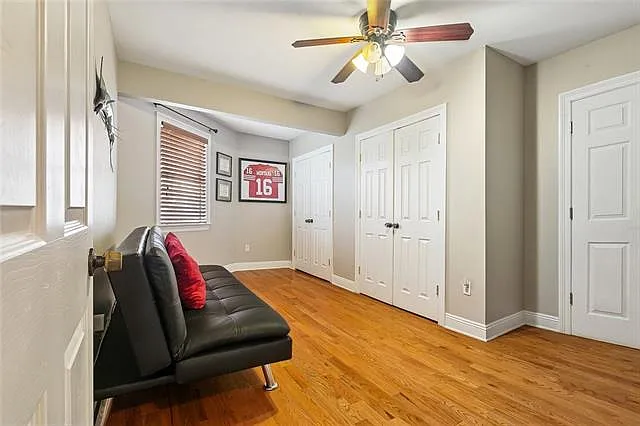 2703 Varden Ave — Photo 10