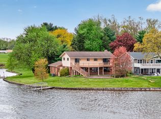 332 Riviera Dr, Brooklyn, MI 49230