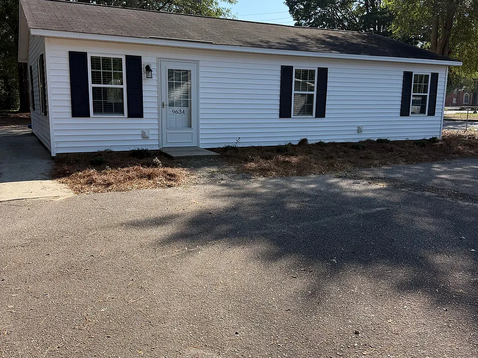 963A W Carolina Ave