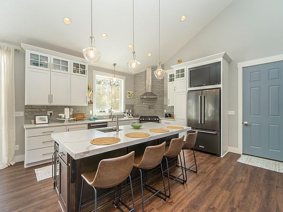 5th image of 11889 Joneswood Dr