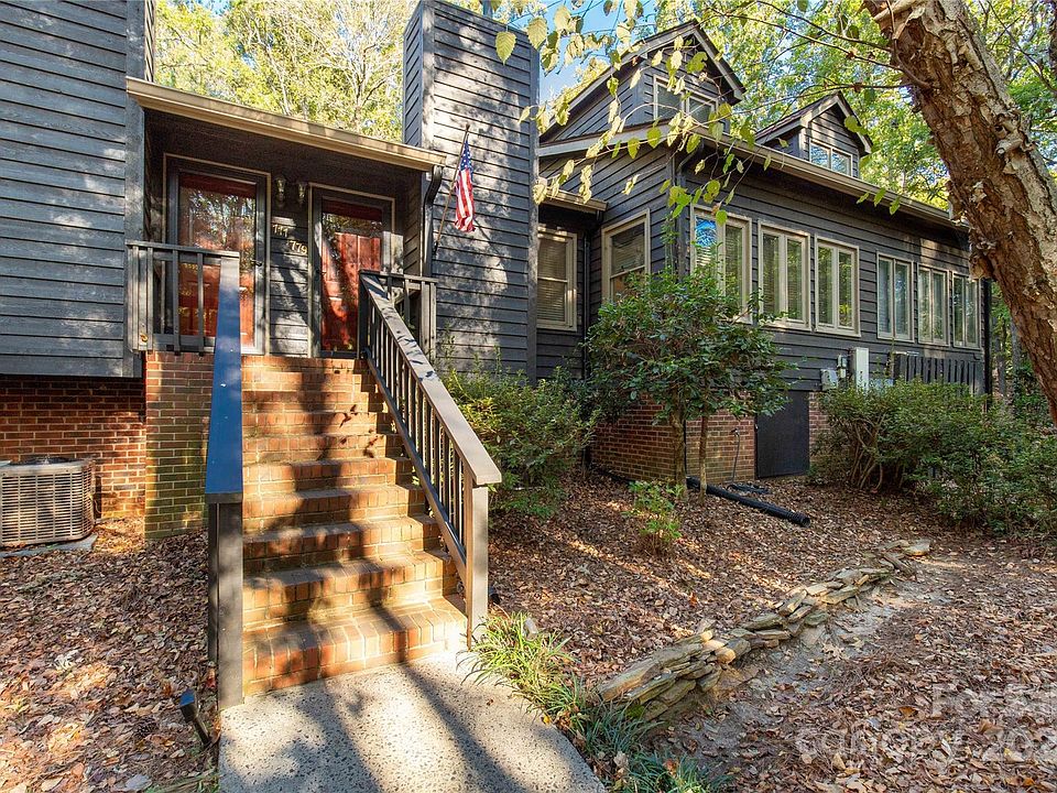 1st image of 779 Bridgewood Dr