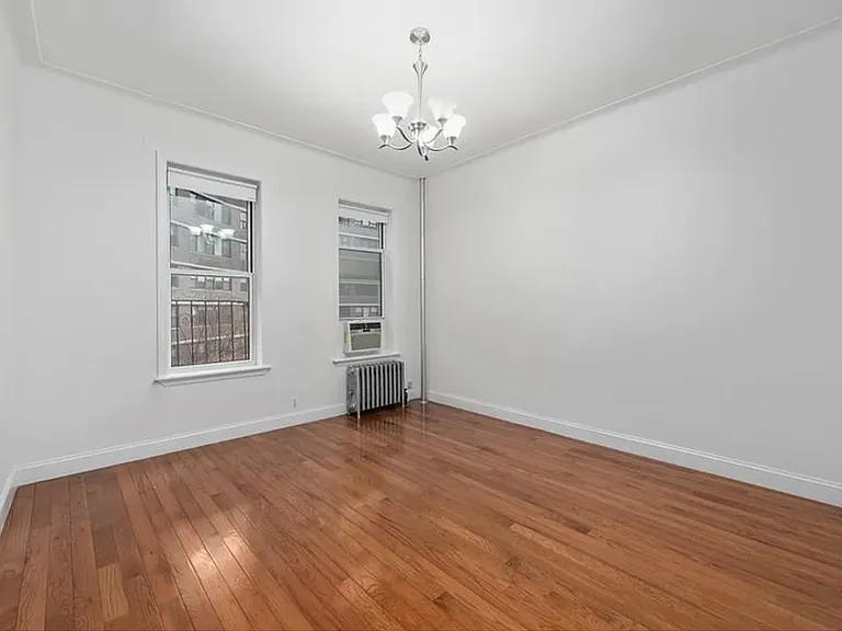 220 E 36th St #B1 — Photo 1