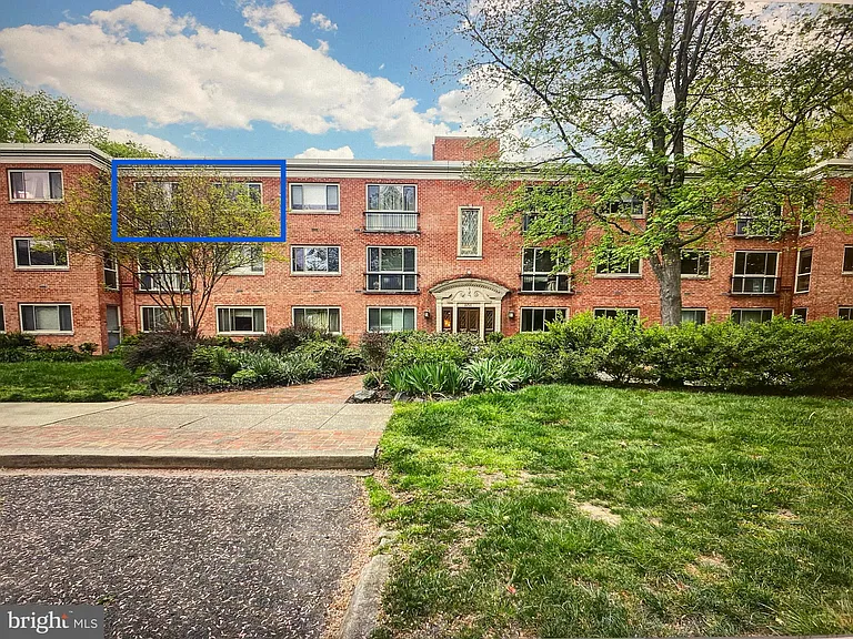 2711 Ordway St NW #302 — Photo 3