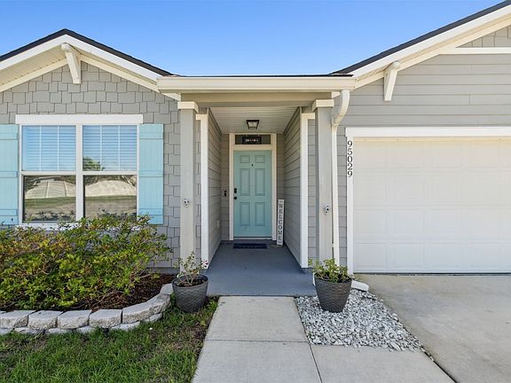 3rd image of 95029 Cheswick Oaks Dr