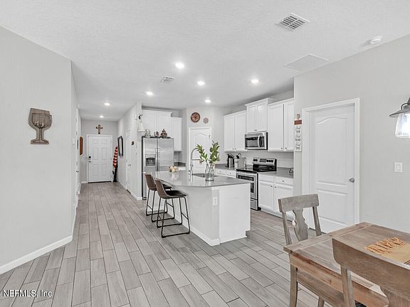 4th image of 9079 WESTWICK Lane