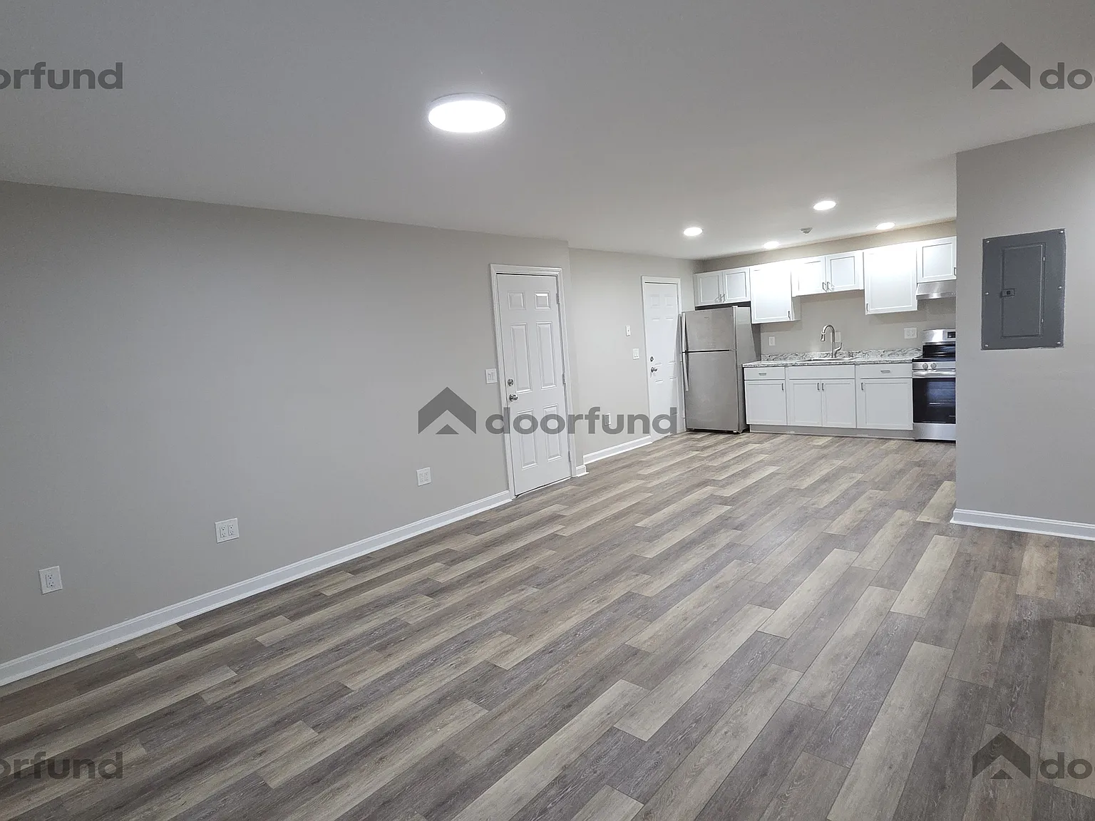 3 bed, 756 sqft, $1,765 — Photo 3