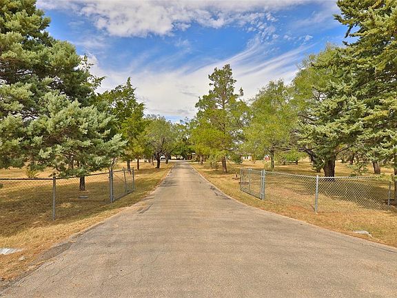 4th image of 150 Weatherman Ln