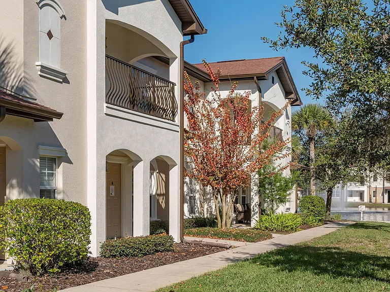 Tuscan Reserve Apartments — Photo 49