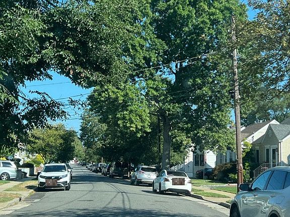 5th image of 900 N 6th St