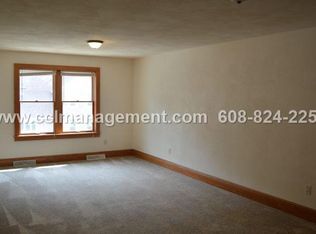 7206 Hubbard Ave, Middleton, WI 53562