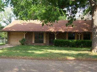 83 Oakmont Cir, Morgans Point Resort, TX 76513