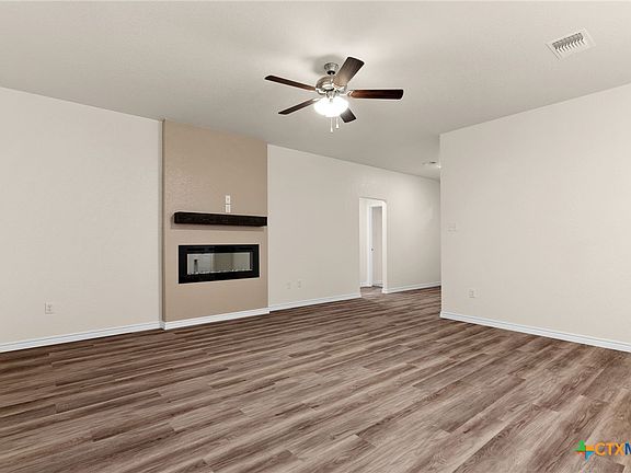 5th image of 5207 White Rose Dr