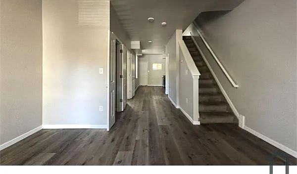3 bed, $1,650 — Photo 1