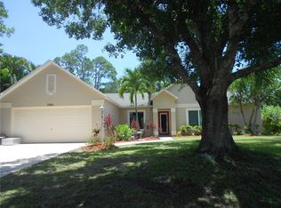 2561 SW McDonald St, Port Saint Lucie, FL 34953