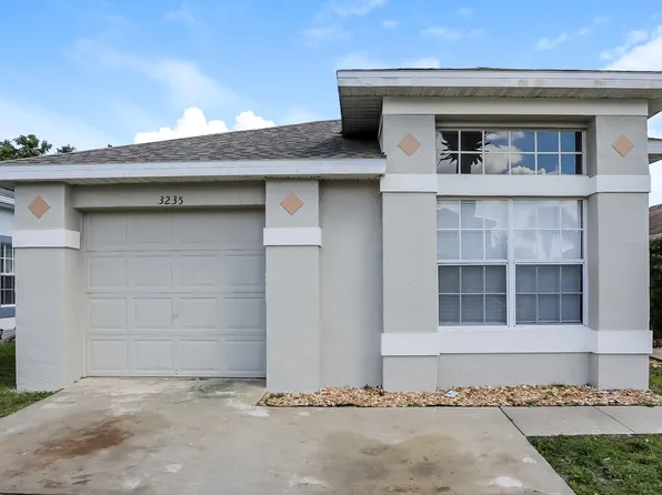 3235 Brewster Dr, Kissimmee, FL 34743