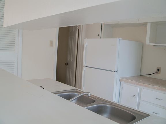 3rd image of 1817 Wooten Park Dr APT 101