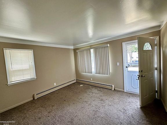 4th image of 25106 Rosenbusch Blvd