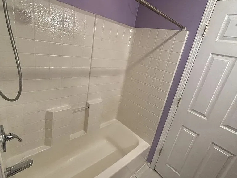 703 Barclay Hills Dr — Photo 17