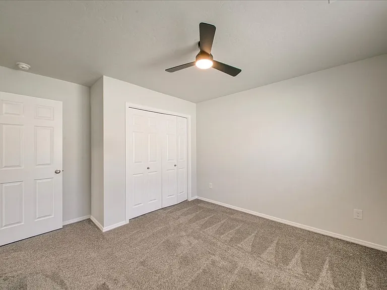 16859 Courtney Way — Photo 8