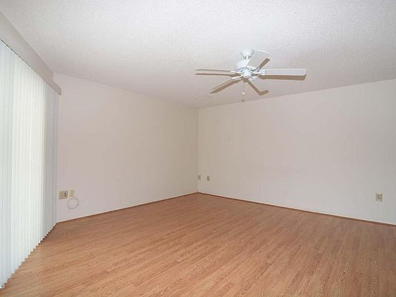 5th image of 13027 W La Terraza Dr