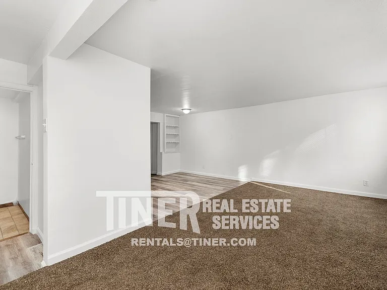 4910 Gastman Way #B — Photo 19