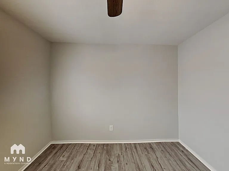 245 Farlin Cir — Photo 23