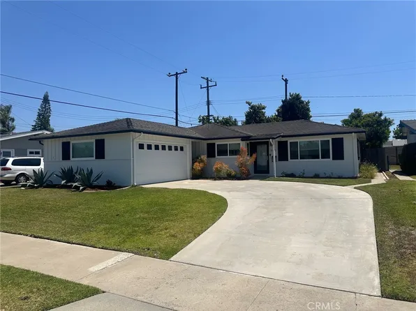 3132 Samoa Pl, Costa Mesa, CA 92626