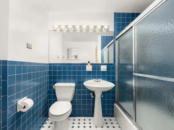 250 West 16th Street 1F image 6 of 6