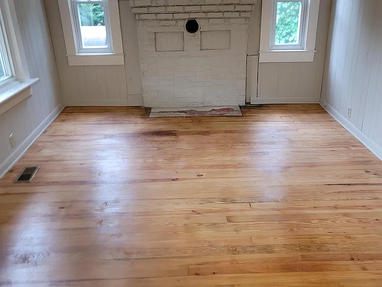 55 Burnette St — Photo 4