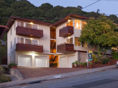 8067 Greenridge Dr, Oakland, CA, 94605