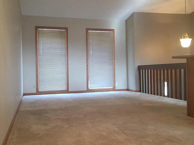 2815 Drake St — Photo 18