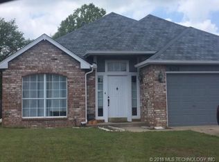 9248 S 85th Ave E, Tulsa, OK 74133