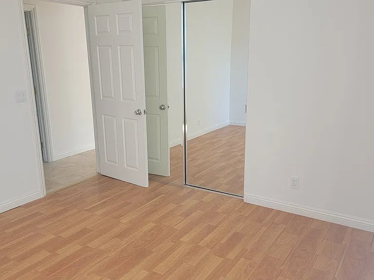 3716 Greenfield Ave — Photo 6