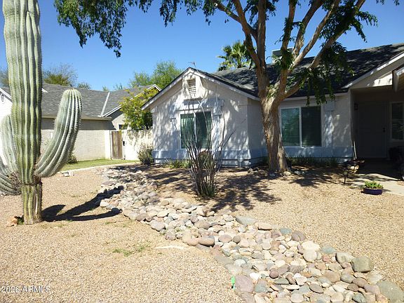 2nd image of 1664 E KENT Avenue