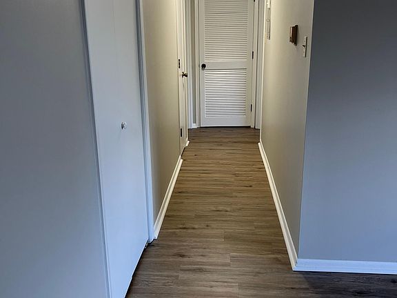 4th image of 10011 Kennedy Ave APT 22